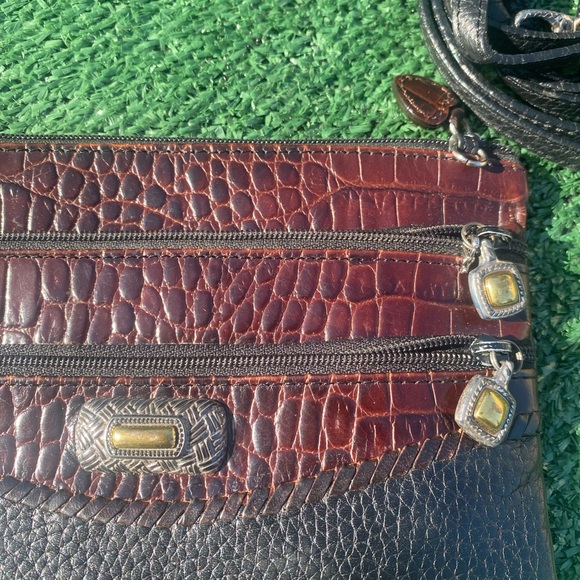 Brighton small crossbody - Picture 3 of 10